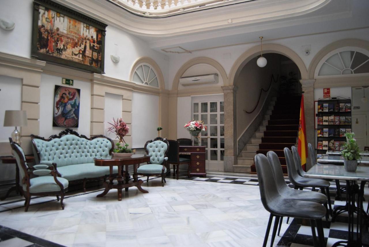 Hotel Las Cortes De קדיז מראה חיצוני תמונה